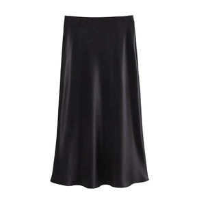 Saia Slim – Elegância e Conforto para mulheres com Atitude