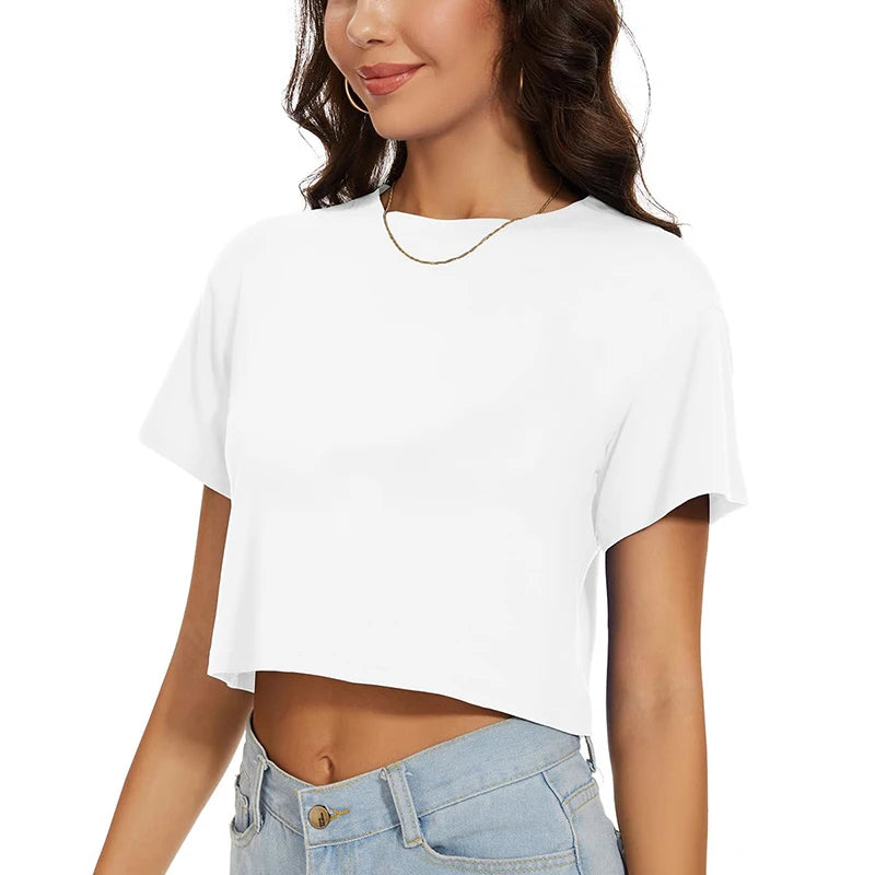 Camiseta Slim Lia – O Básico que Valoriza Seu Estilo