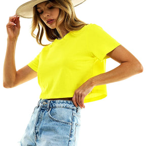 Camiseta Slim Lia – O Básico que Valoriza Seu Estilo