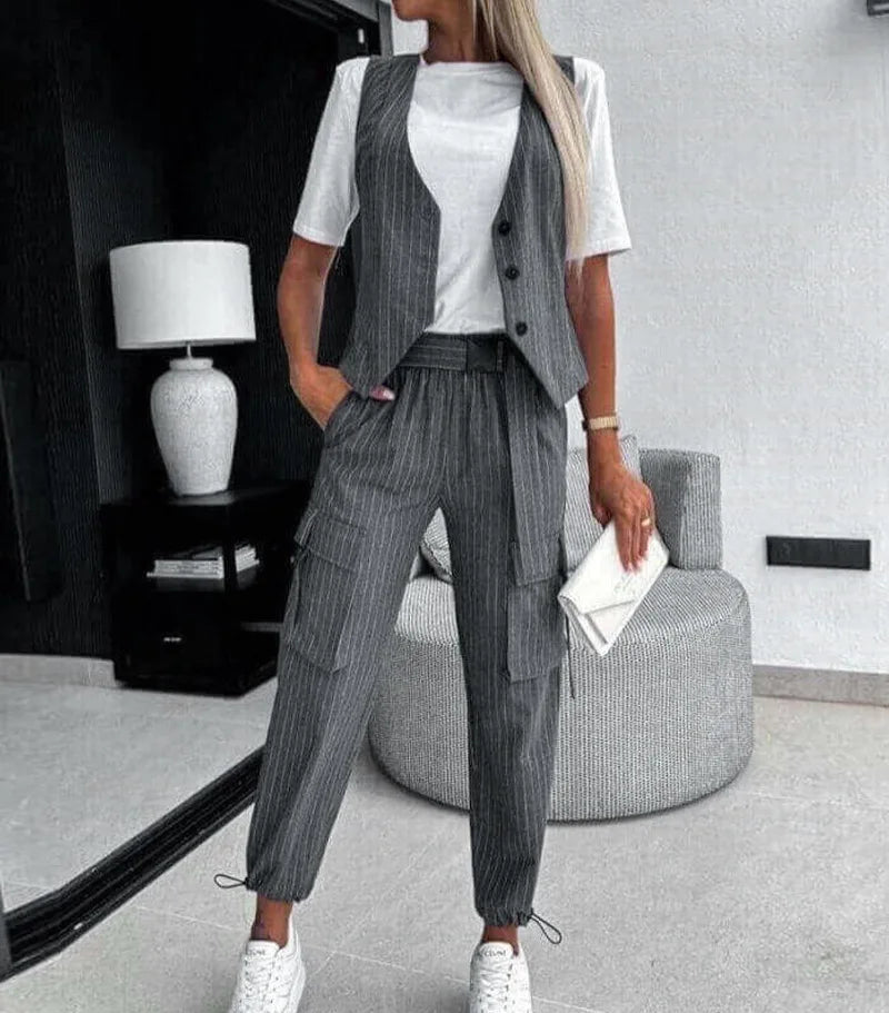 Womens Pant Sets New 2023 Striped Sleeveless Vest Set Casual Commuter Capris Two Piece Sets Womens Outifits